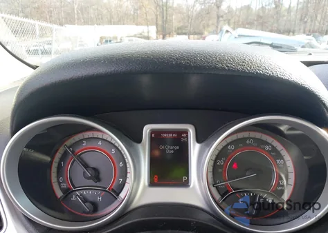 2013 Dodge Journey Sxt z USA, uszkodzony, nr VIN 3C4PDCBG7DT588387